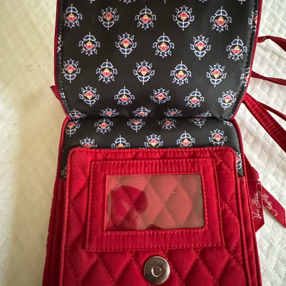 Vera Bradley Quilted Red Crossbody Shoulder Bag - Picture 2 of 7